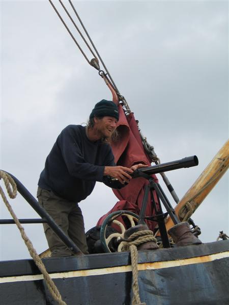 Vogels kijken op het Wad met een telescoop