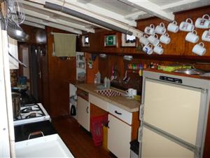 de keuken van de Zwarte Ruiter is volledig
              ingericht